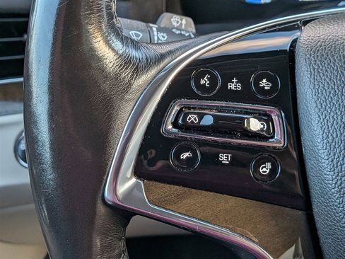 Used 2020 Cadillac Escalade ESV Luxury image 17