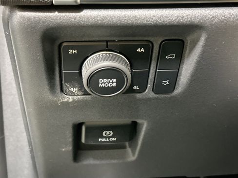 New 2026 Ford Expedition Platinum w/ Stealth Appearance Package image 17