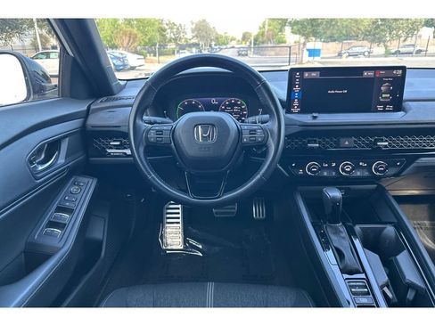 Used 2025 Honda Accord Sport image 16