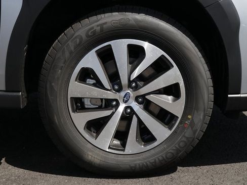 New 2025 Subaru Outback Premium image 10