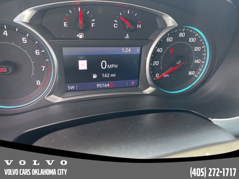 Used 2021 Chevrolet Traverse Premier w/ Redline Edition FWD image 11