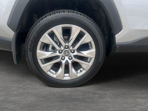 Used 2025 Toyota RAV4 Limited image 44