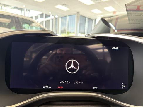 Used 2022 Mercedes-Benz SL 63 AMG 4MATIC image 18
