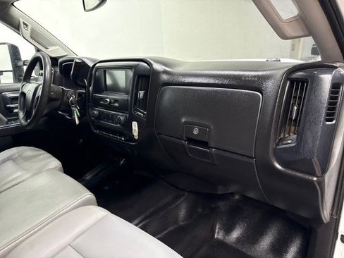 Used 2018 Chevrolet Silverado 3500 W/T w/ WT Convenience Package image 22