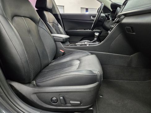 Used 2017 Kia Optima EX w/ Premium Package FWD image 13