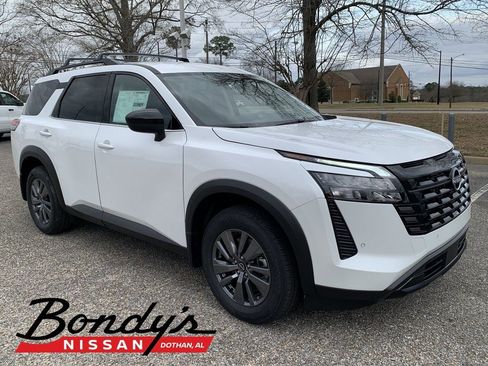 New 2026 Nissan Pathfinder SV image 1