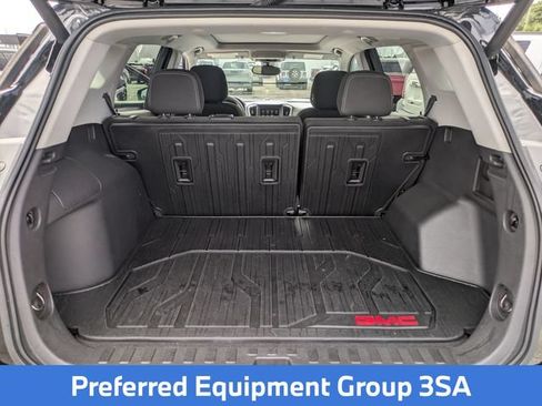 Used 2023 GMC Terrain SLE w/ Driver Convenience Package FWD image 25