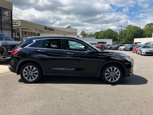 Certified 2022 INFINITI QX50 Essential image 14