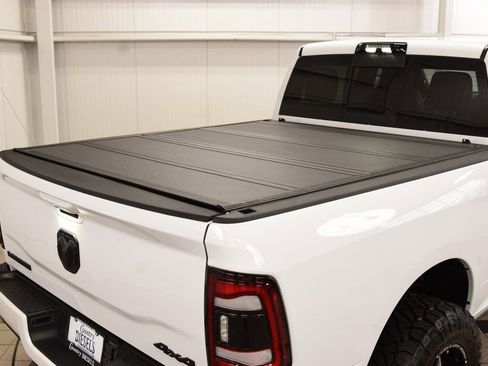 Used 2024 RAM 2500 Laramie w/ Night Edition image 25