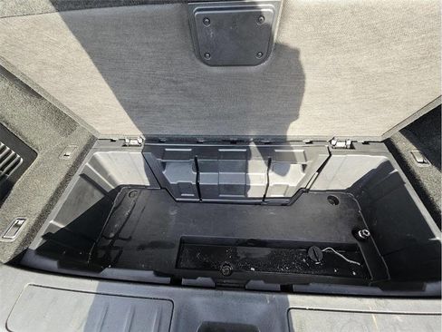 Used 2019 Nissan Pathfinder SL AWD/4WD image 27