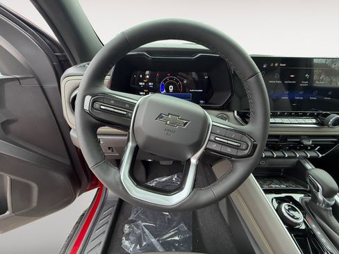 New 2026 Chevrolet Colorado ZR2 w/ Technology Package AWD/4WD image 12