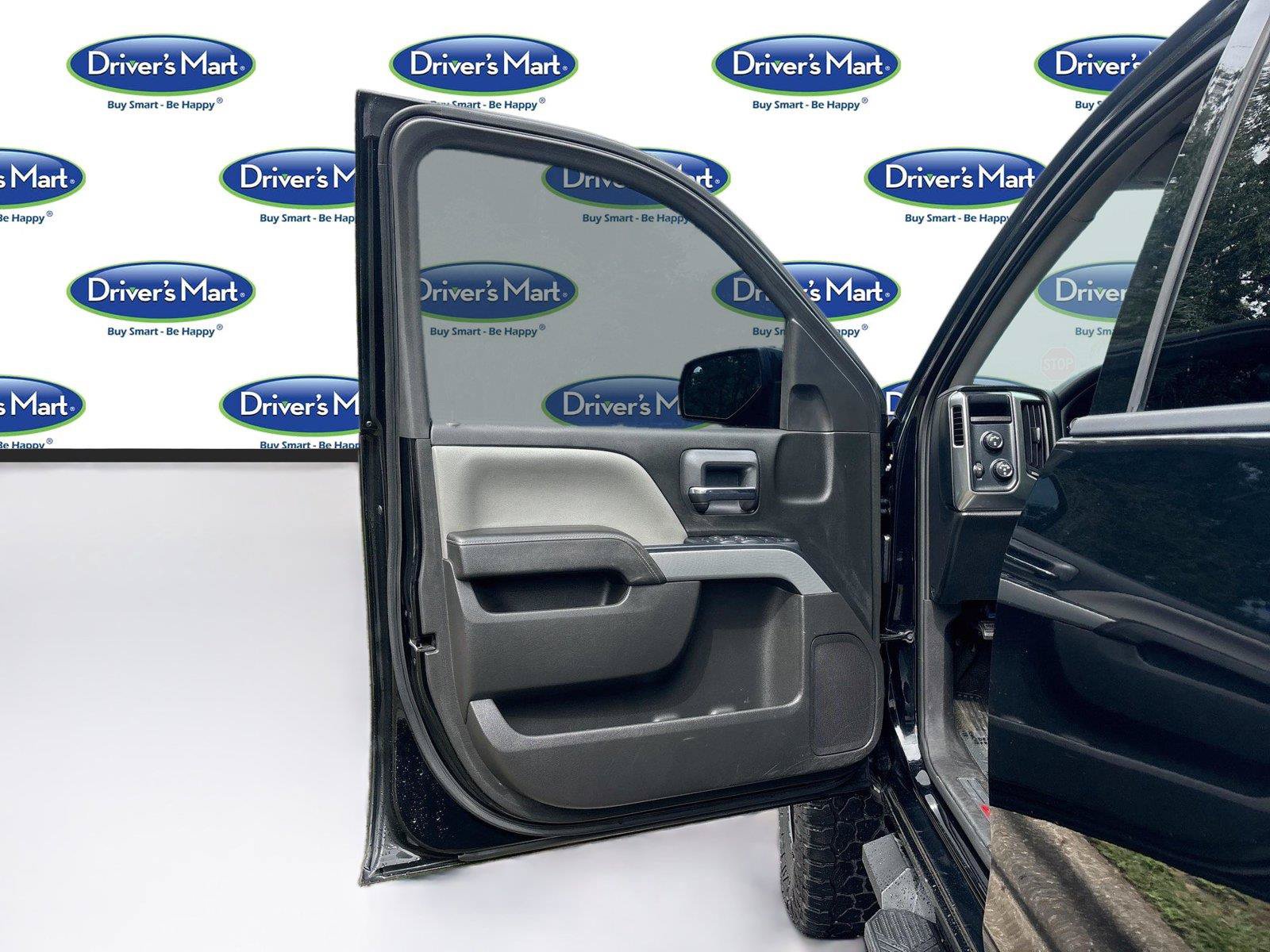 Used 2018 Chevrolet Silverado 1500 LT w/ All Star Edition AWD/4WD image 19