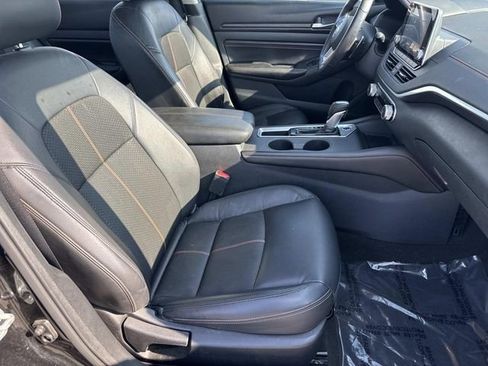 Used 2022 Nissan Altima 2.5 SR image 8