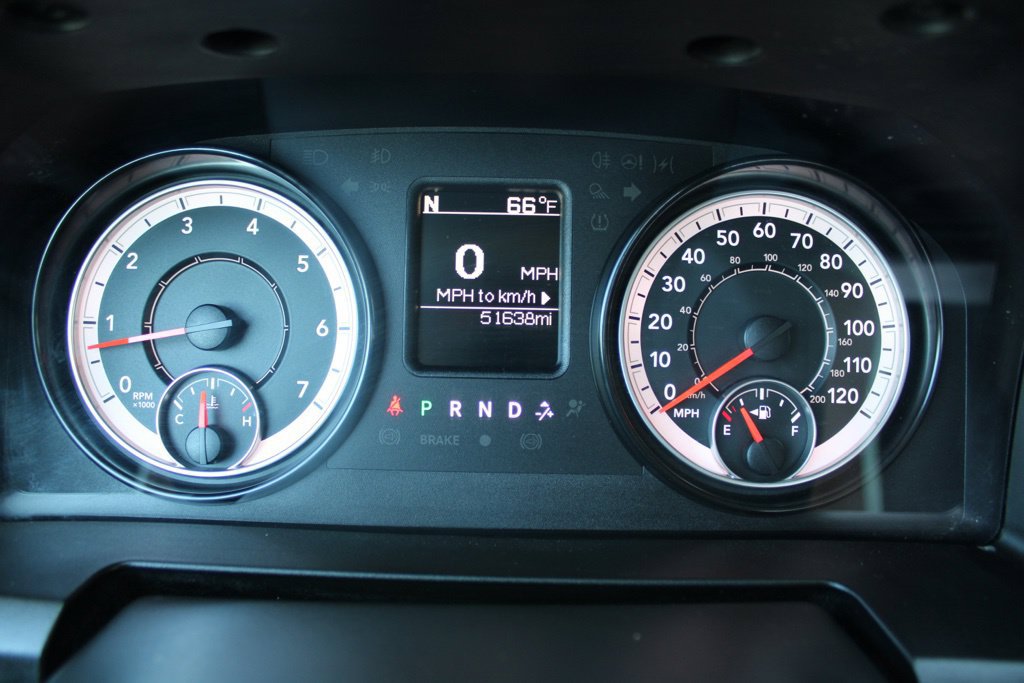 Used 2022 RAM 1500 Classic SLT AWD/4WD image 17