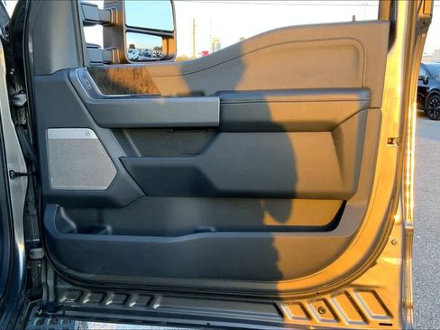 Certified 2023 Ford F250 Lariat w/ Lariat Ultimate Package image 22