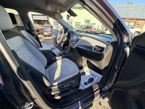 Used 2018 Chevrolet Equinox LT image 50