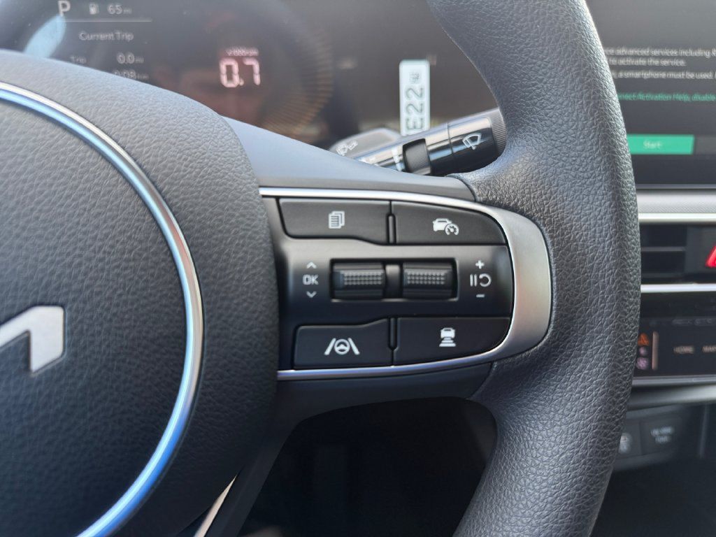 New 2026 Kia K5 LXS FWD image 20