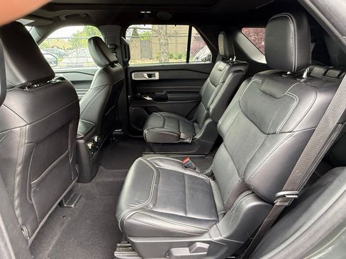 Used 2023 Ford Explorer ST w/ Equipment Group 401A AWD/4WD image 13