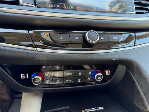 Certified 2023 Buick Enclave Avenir FWD image 32