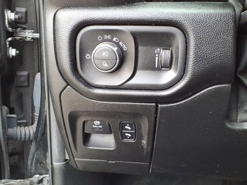 Used 2020 RAM 1500 Big Horn image 19