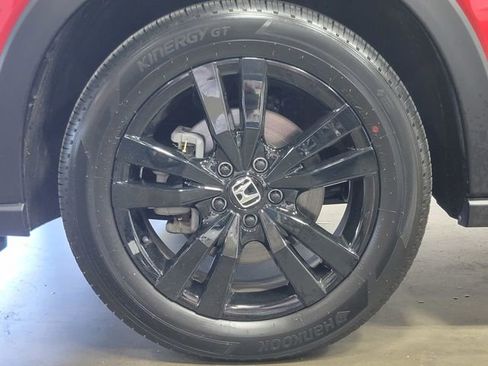 Certified 2026 Honda HR-V Sport image 9