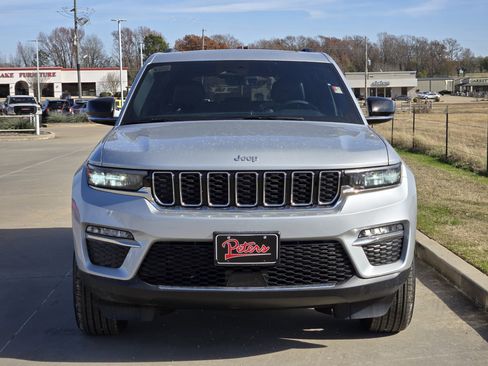 New 2025 Jeep Grand Cherokee Limited image 2