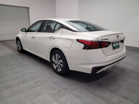 Used 2025 Nissan Altima 2.5 S FWD image 5