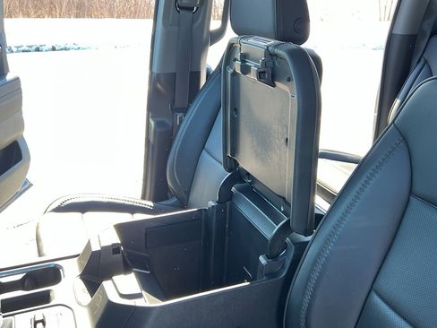 Used 2024 GMC Sierra 1500 Denali AWD/4WD image 20