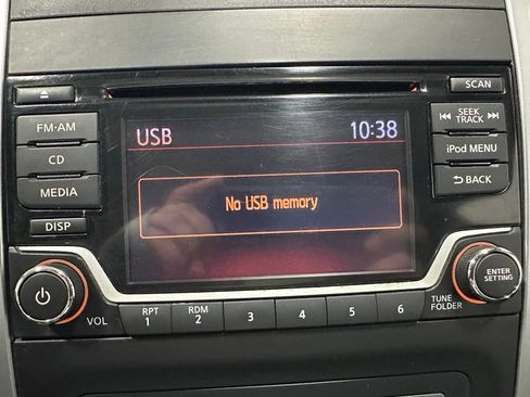 Used 2018 Nissan Frontier S RWD image 27