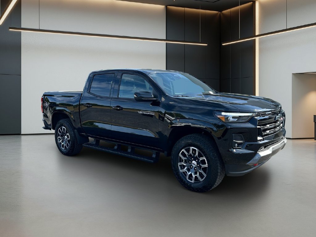 Used 2026 Chevrolet Colorado Z71 AWD/4WD image 8