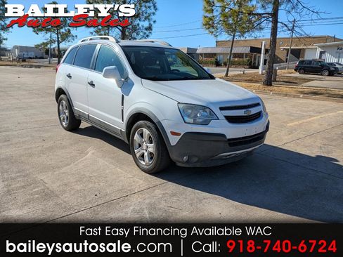 Used 2013 Chevrolet Captiva Sport LS image 1