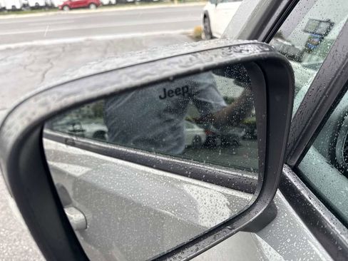 Used 2021 Jeep Renegade Limited w/ Trailer Tow Group image 14