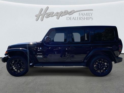 Certified 2023 Jeep Wrangler Sahara w/ Safety Group image 38