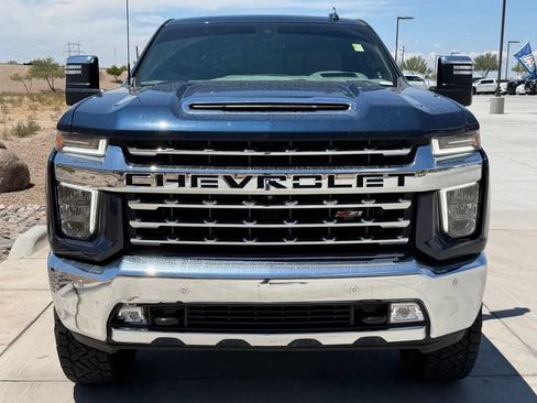 Used 2022 Chevrolet Silverado 2500 LTZ w/ LTZ Plus Package AWD/4WD image 3