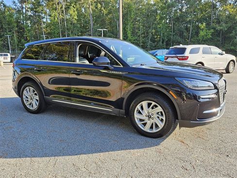 Used 2023 Lincoln Corsair AWD image 1