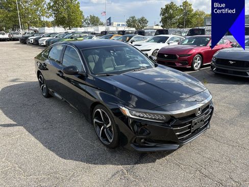 Used 2022 Honda Accord Sport image 3