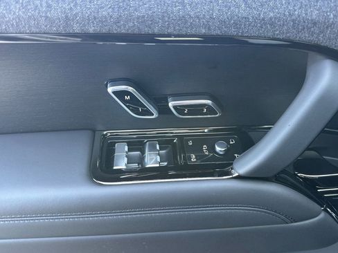 New 2026 Land Rover Range Rover Sport Dynamic SE AWD/4WD image 14