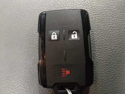 Used 2018 Chevrolet Colorado W/T w/ WT Convenience Package RWD image 32