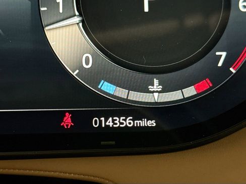 Used 2023 Land Rover Range Rover SE image 11