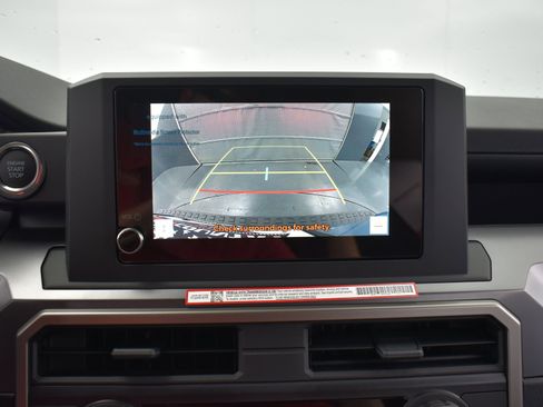 Used 2025 Toyota 4Runner SR5 RWD image 17
