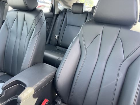 Certified 2024 Acura Integra FWD image 9