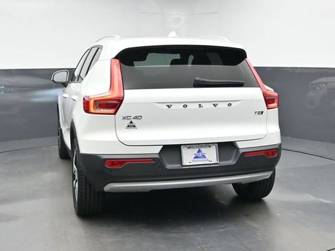 Used 2019 Volvo XC40 T5 Momentum AWD/4WD image 7