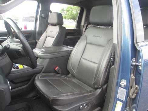Used 2024 GMC Sierra 2500 Denali w/ Denali Reserve Package AWD/4WD image 23