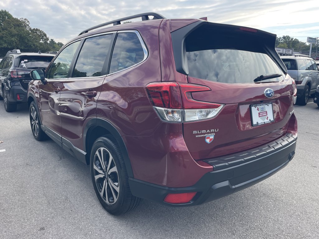 Used 2023 Subaru Forester Limited w/ Popular Package #3 AWD/4WD image 4