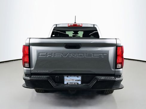 Used 2023 Chevrolet Colorado W/T image 7