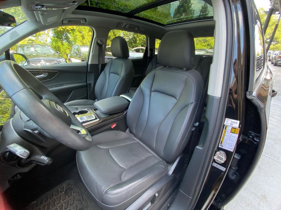 Used 2024 Audi Q7 3.0T Premium Plus AWD/4WD image 30