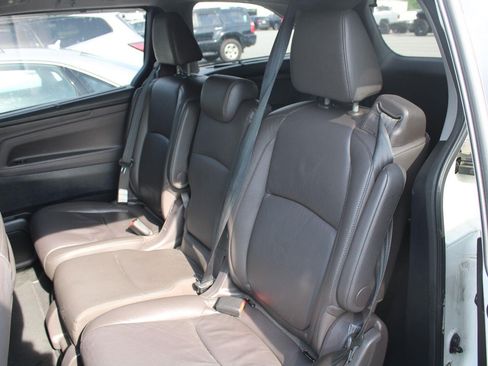 Used 2019 Honda Odyssey Touring image 7