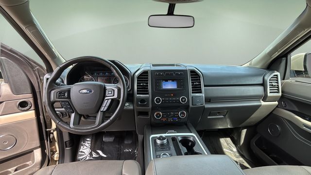 Used 2018 Ford Expedition Max XLT w/ Equipment Group 201A AWD/4WD image 16