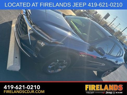 Used 2024 Chevrolet Trax LT w/ Driver Confidence Package image 1