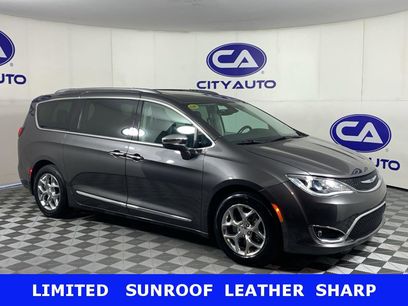 Used 2019 Chrysler Pacifica Limited